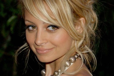 Nicole Richie porn comics scenes